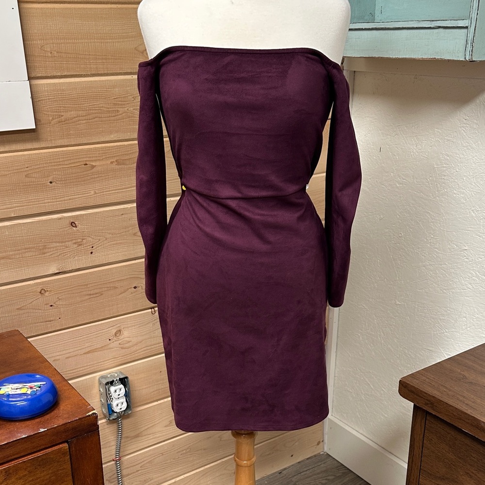 Buffalo David Bitton Off-Shoulder Plum suede feeling Dress